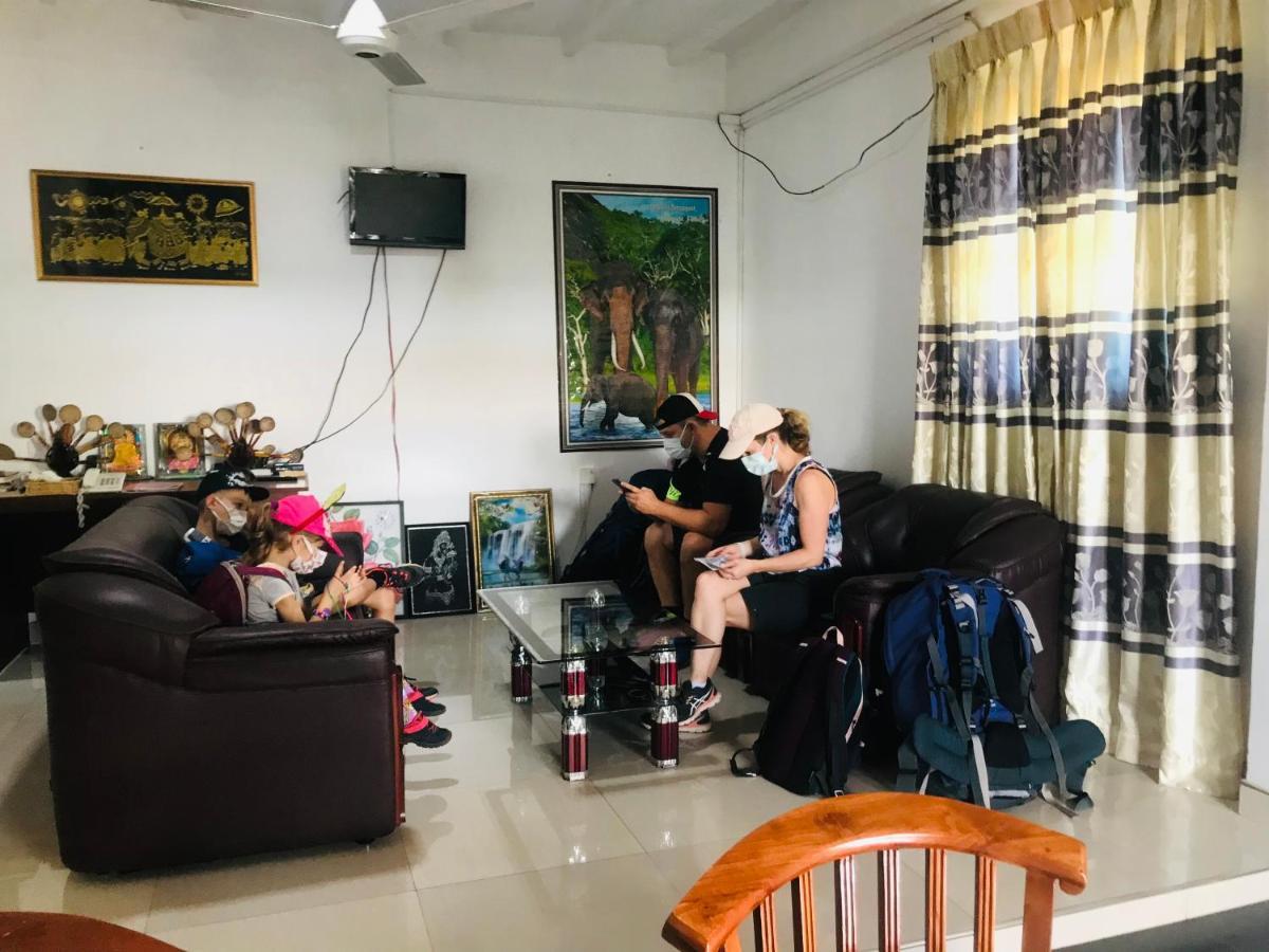 Dambulla Tourist Resort Bagian luar foto